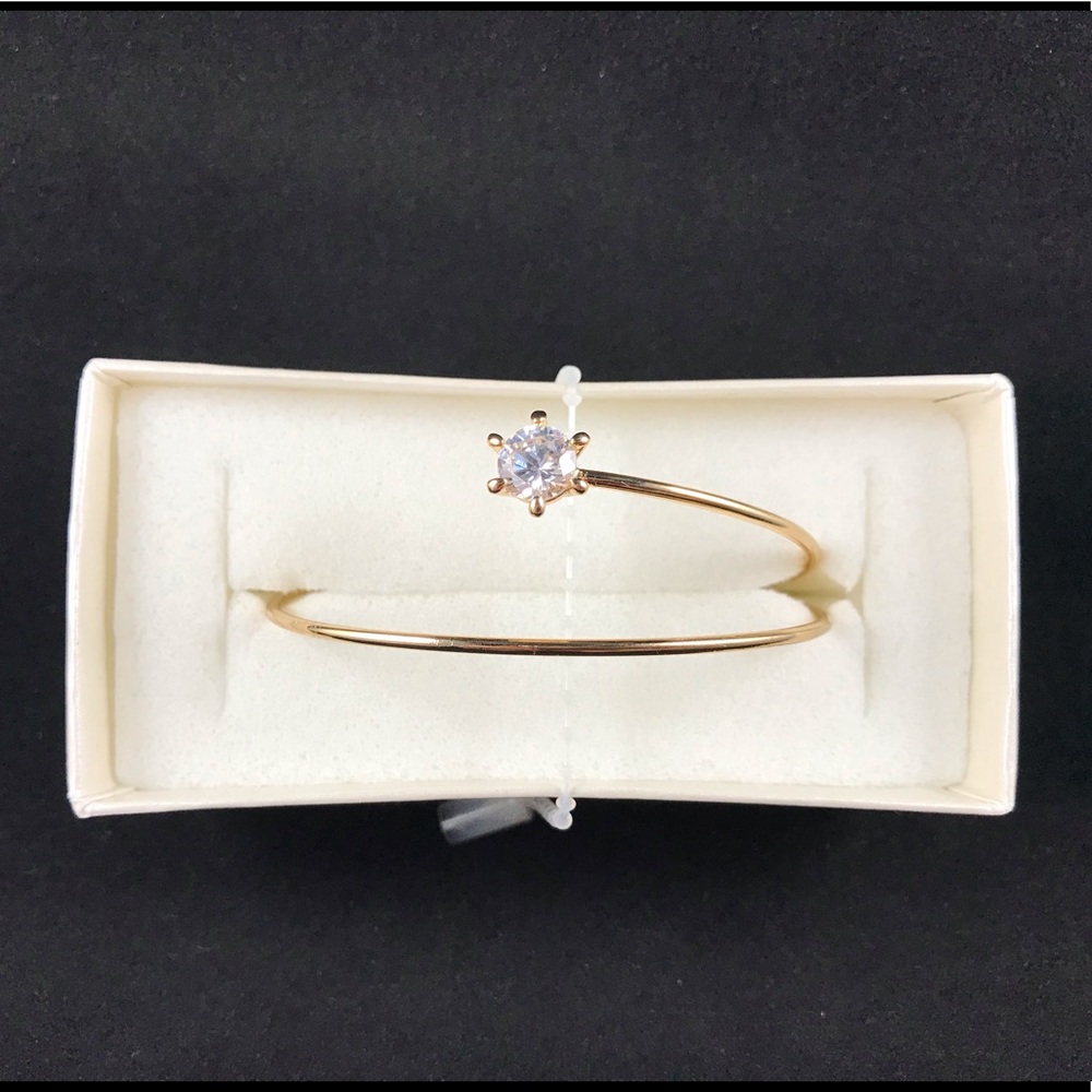 ✅🆕❤️Gorgeous gold tone crystal bracelet
